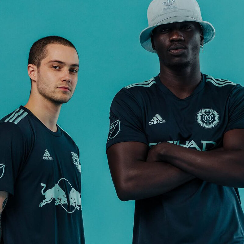 Maillots de football mystère dans une boîte Maillots de football mystère dans une boîte
